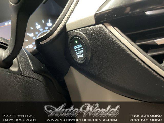 Photo of 2021 OXFORD WHITE Ford Escape