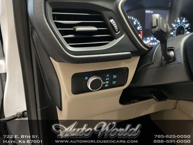 Photo of 2021 OXFORD WHITE Ford Escape