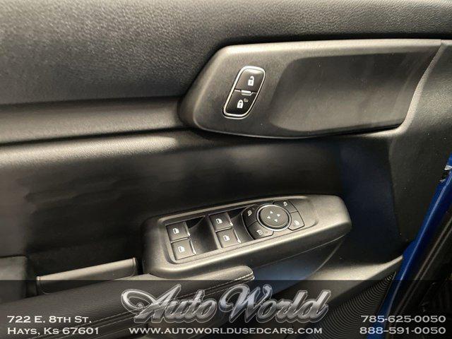 Photo of 2024 VELOCITY BLUE METALLIC Ford Ranger