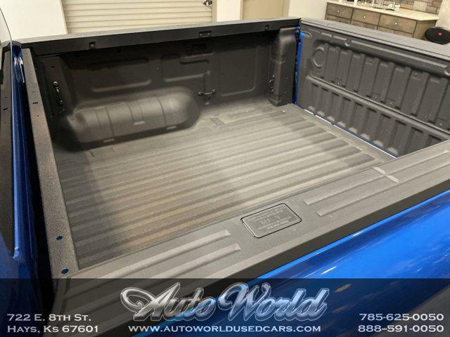 Photo of 2024 VELOCITY BLUE METALLIC Ford Ranger