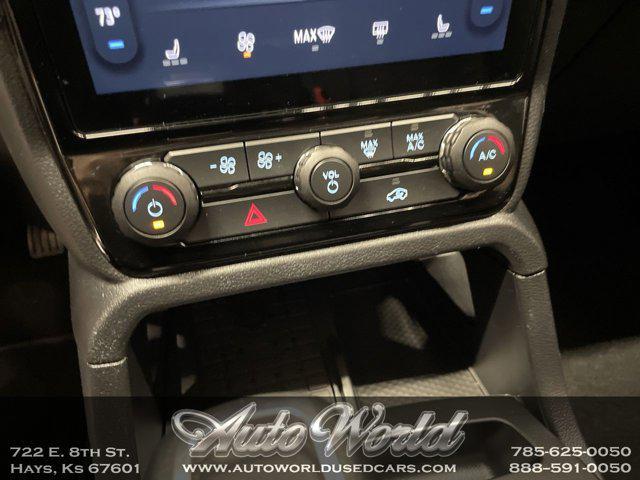 Photo of 2024 VELOCITY BLUE METALLIC Ford Ranger