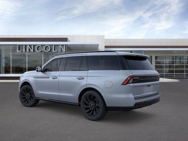 Photo of 2025 Gray Mist Metallic Tri-Coat Lincoln Navigator
