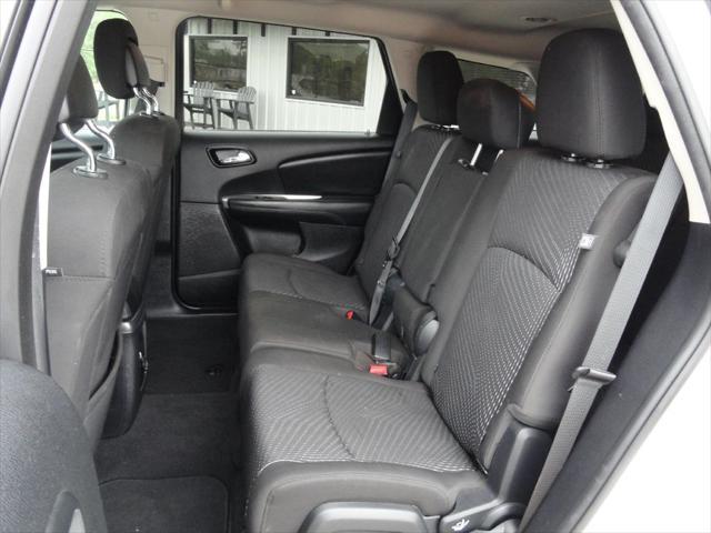 Photo of 2017 WHITE Dodge Journey