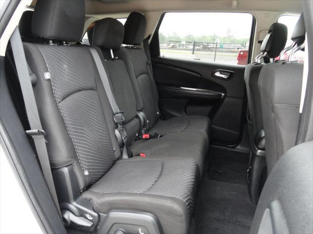 Photo of 2017 WHITE Dodge Journey