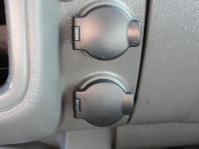 Photo of 2016 Magnetic Black Nissan Frontier