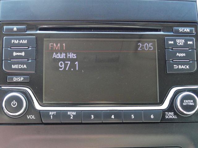 Photo of 2016 Magnetic Black Nissan Frontier