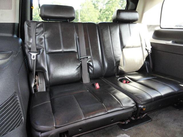 Photo of 2007 Summit White GMC Yukon