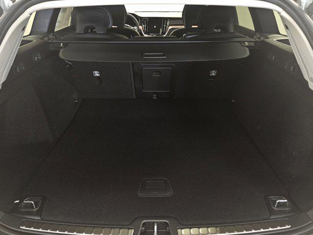 Photo of 2026 Vapour Grey Metallic Volvo V60 Cross Country