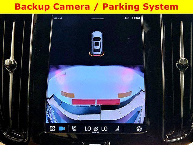 Photo of 2024 Onyx Black Metallic Volvo S60 Recharge Plug-In Hybrid
