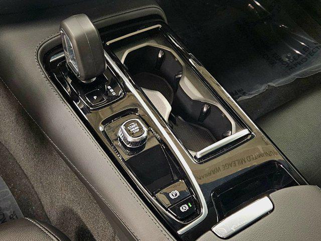 Photo of 2024 Onyx Black Metallic Volvo S60 Recharge Plug-In Hybrid