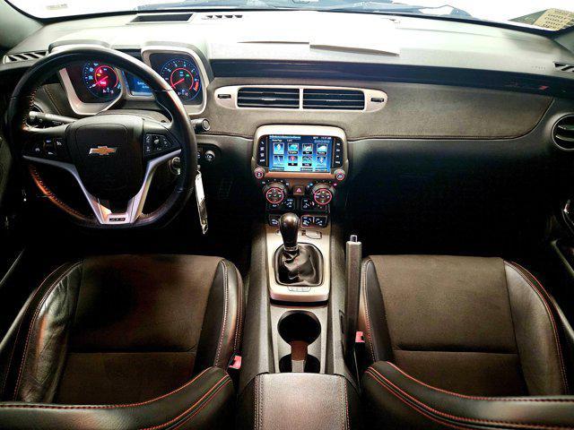 Photo of 2013 Summit White Chevrolet Camaro