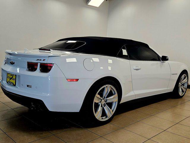Photo of 2013 Summit White Chevrolet Camaro