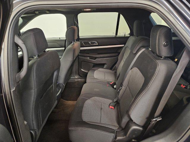 Photo of 2017 Blue Jeans Metallic Ford Explorer