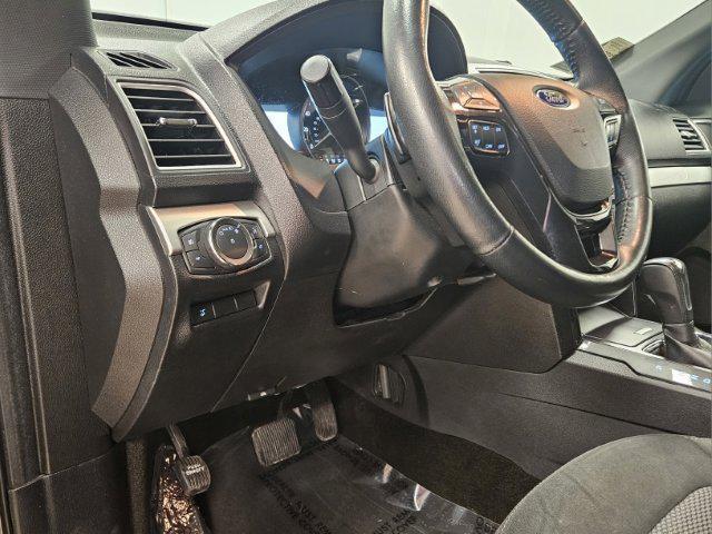 Photo of 2017 Blue Jeans Metallic Ford Explorer