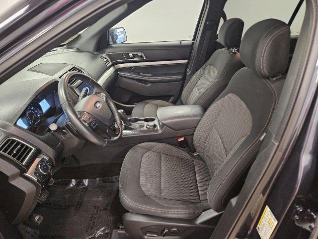 Photo of 2017 Blue Jeans Metallic Ford Explorer
