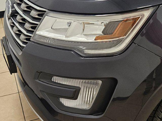 Photo of 2017 Blue Jeans Metallic Ford Explorer