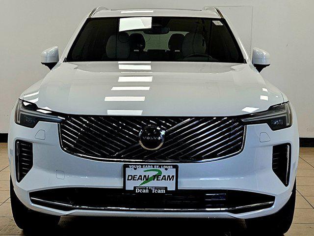 Photo of 2026 Crystal White Pearl Volvo XC90