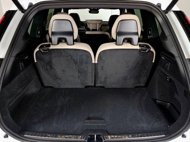 Photo of 2026 Crystal White Pearl Volvo XC90