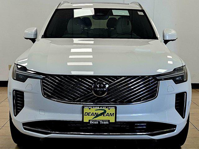 Photo of 2026 Crystal White Pearl Volvo XC90