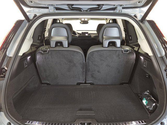 Photo of 2026 Vapour Grey Metallic Volvo XC90