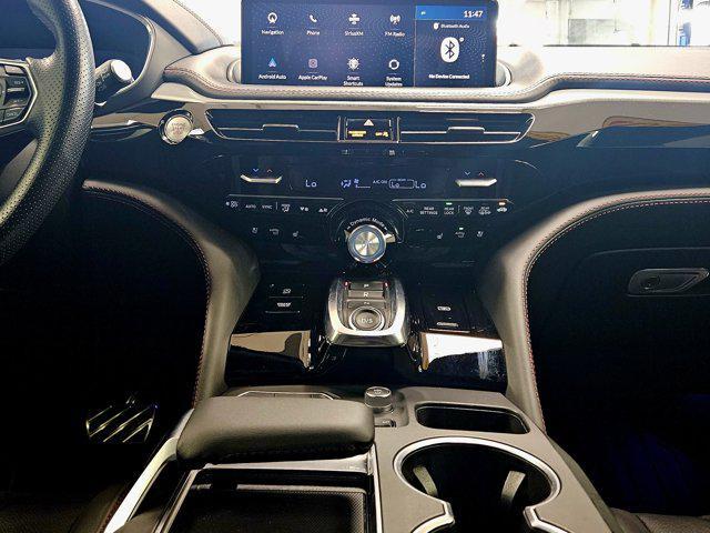 Photo of 2022 Platinum White Pearl Acura MDX