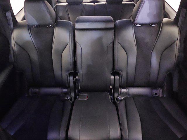 Photo of 2022 Platinum White Pearl Acura MDX