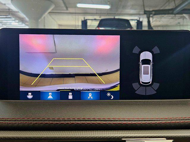 Photo of 2022 Platinum White Pearl Acura MDX