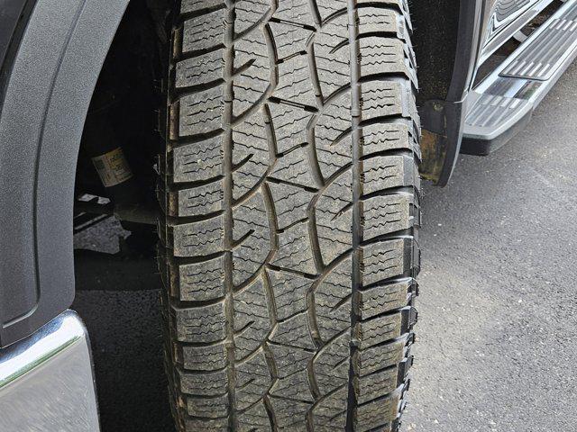 Photo of 2021 Onyx Black GMC Sierra 1500