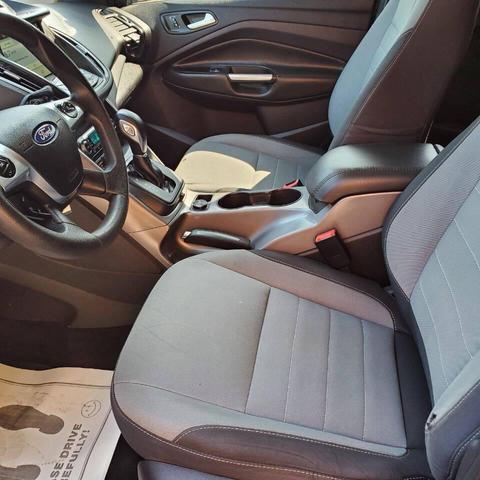 Photo of 2016 Sunset Ford Escape