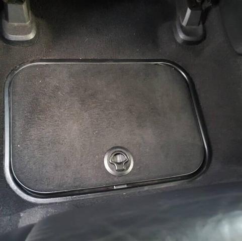 Photo of 2014 Pitch Black Clearcoat Dodge Journey