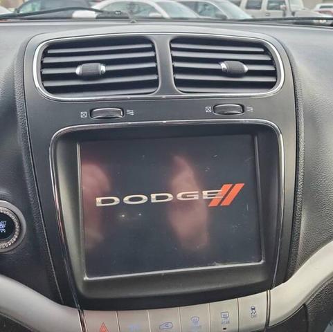 Photo of 2014 Pitch Black Clearcoat Dodge Journey