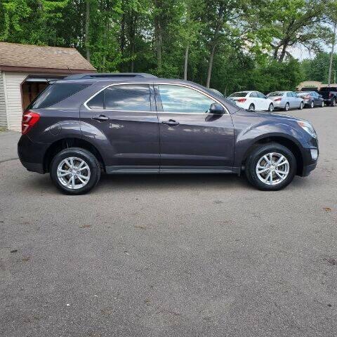 Photo of 2016 Tungsten Metallic Chevrolet Equinox