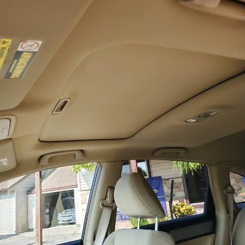 Photo of 2011 Polished Metal Metallic Honda CR-V