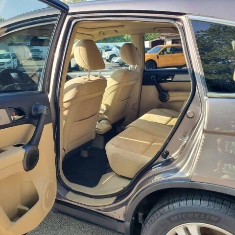 Photo of 2011 Polished Metal Metallic Honda CR-V