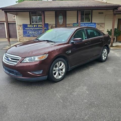 Photo of 2012 Cinnamon Metallic Ford Taurus