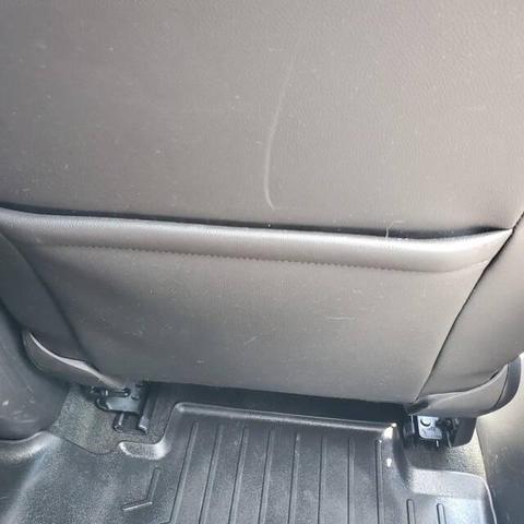 Photo of 2018 Deepwood Green Metallic Chevrolet Colorado