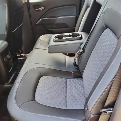 Photo of 2018 Deepwood Green Metallic Chevrolet Colorado