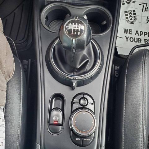 Photo of 2017 Moonwalk Gray Metallic MINI Countryman
