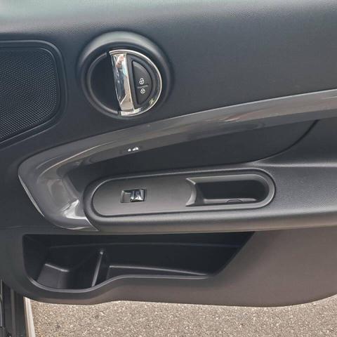Photo of 2017 Moonwalk Gray Metallic MINI Countryman