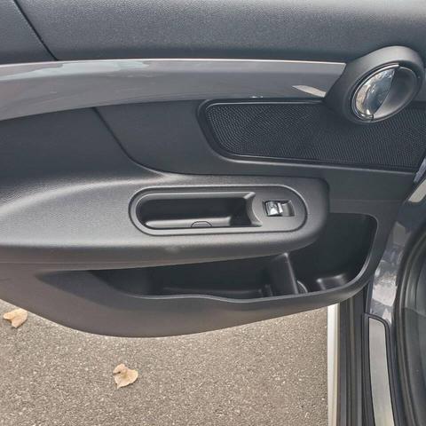 Photo of 2017 Moonwalk Gray Metallic MINI Countryman