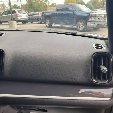 Photo of 2017 Moonwalk Gray Metallic MINI Countryman