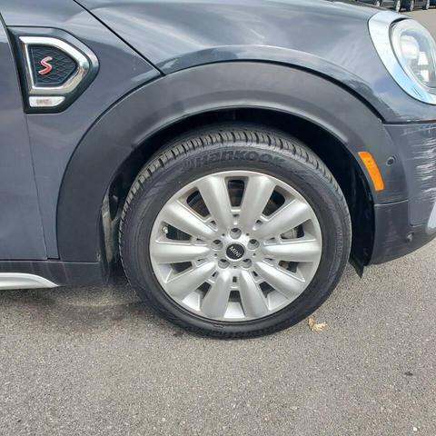 Photo of 2017 Moonwalk Gray Metallic MINI Countryman
