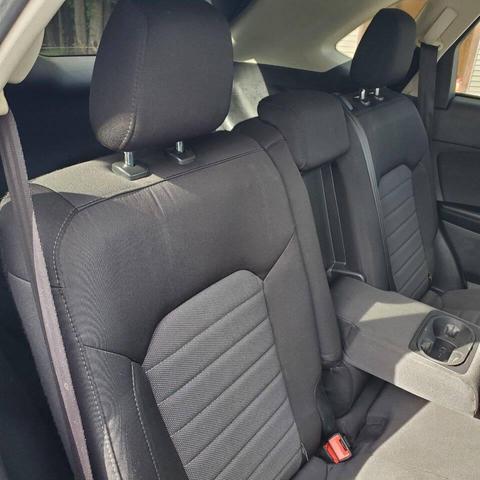 Photo of 2015 Blue Metallic Ford Edge
