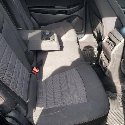Photo of 2015 Blue Metallic Ford Edge