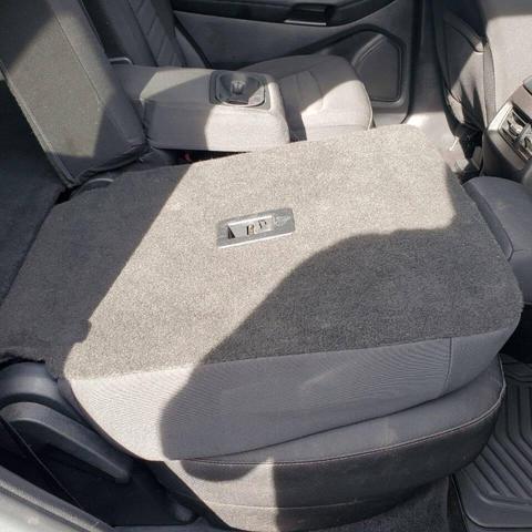 Photo of 2015 Blue Metallic Ford Edge