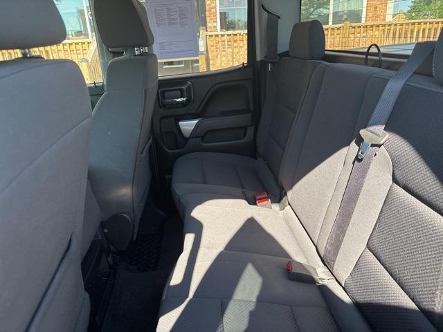 Photo of 2018 Silver Ice Metallic Chevrolet Silverado 1500