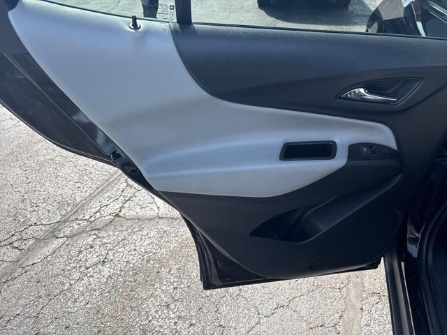 Photo of 2023 Mosaic Black Metallic Chevrolet Equinox
