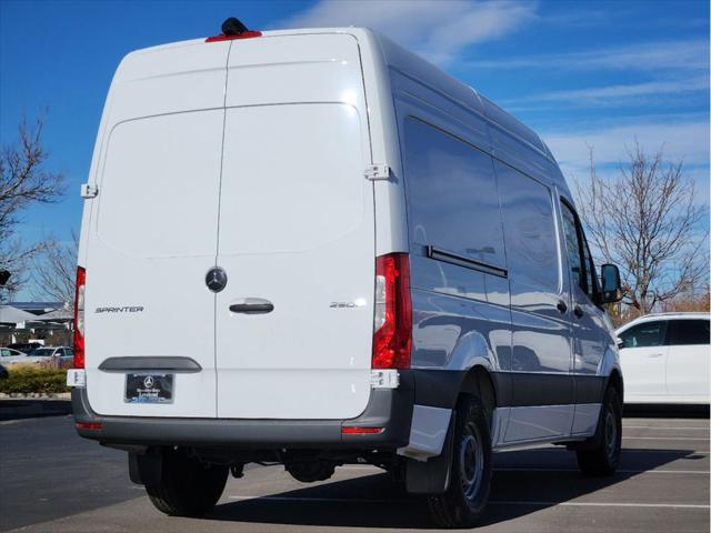 Photo of 2025 Arctic White Mercedes-Benz Sprinter 2500