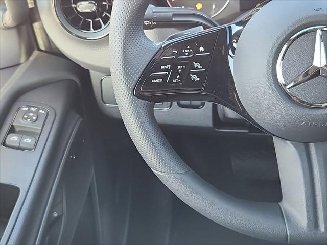 Photo of 2025 Arctic White Mercedes-Benz Sprinter 2500
