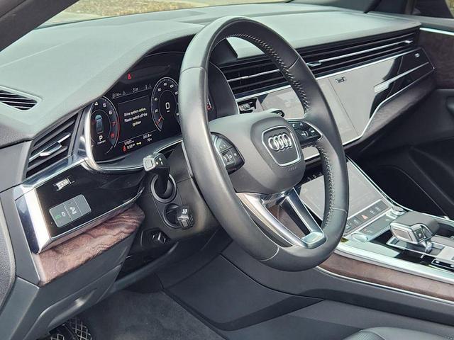 Photo of 2020 Orca Black Metallic Audi Q8